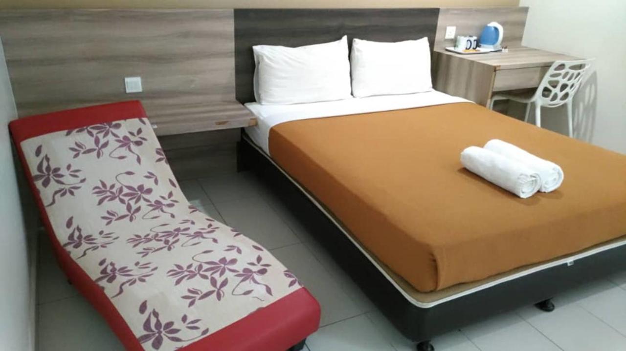 Hotel Suria Malaqa Malacca Exterior foto