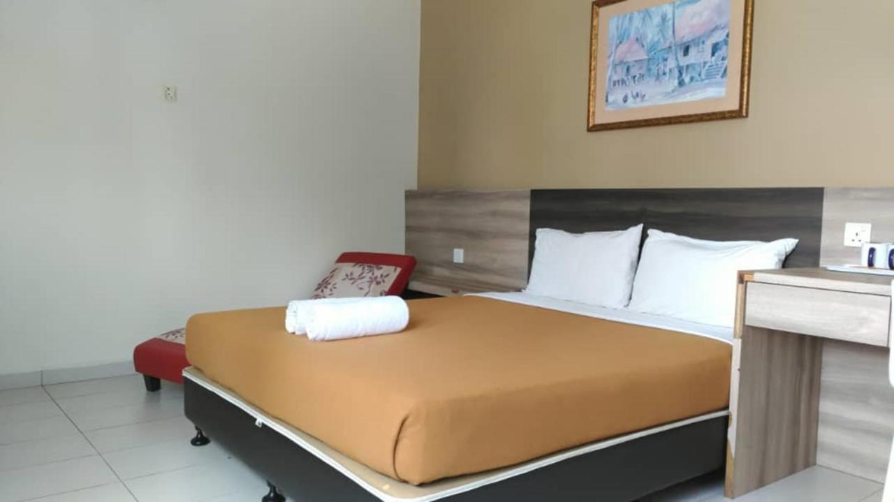 Hotel Suria Malaqa Malacca Exterior foto