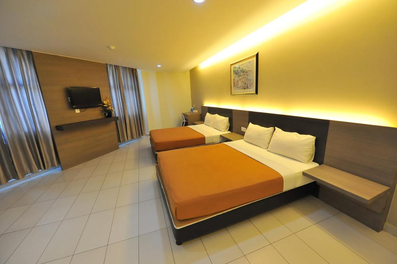 Hotel Suria Malaqa Malacca Exterior foto